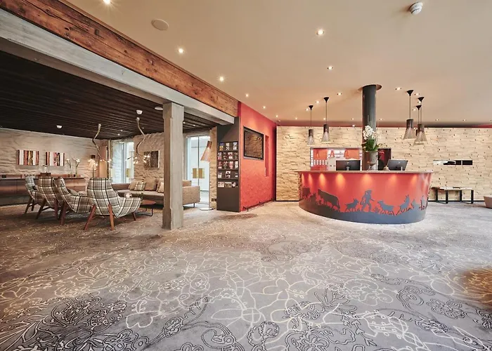 Hotel 5th Floor Basic - Shared Bathrooms 2*