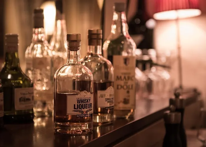 5th Floor Basic - Shared Bathrooms ホテル インターラーケン